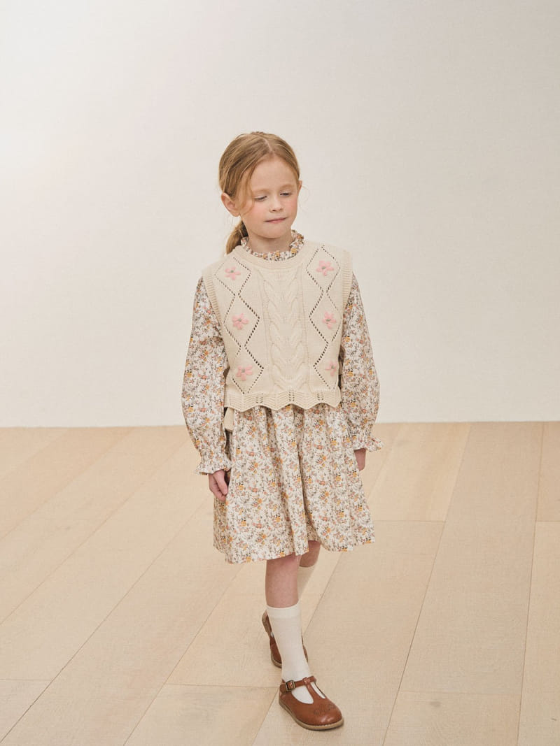 A-Market - Korean Children Fashion - #childofig - Flower Vest - 10
