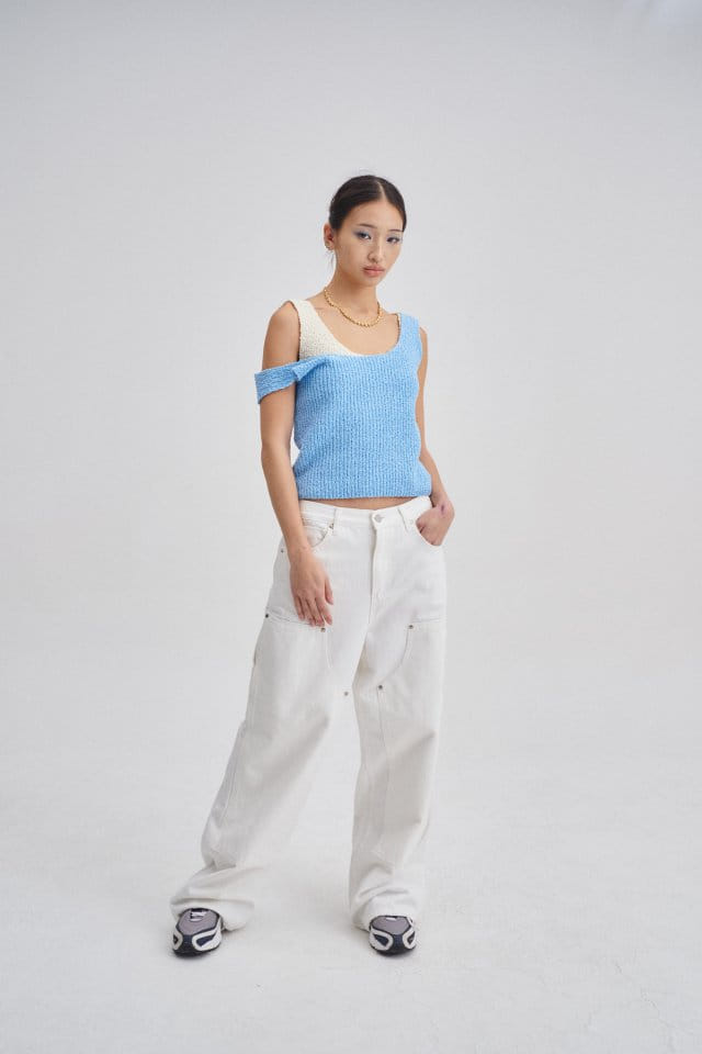 Charlotte - Korean Women Fashion - #womensfashion - 972 Capender White Deim Pants - 4