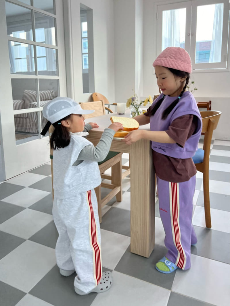 Fine-Studio - Korean Children Fashion - #todddlerfashion - Line Training Pants - 9
