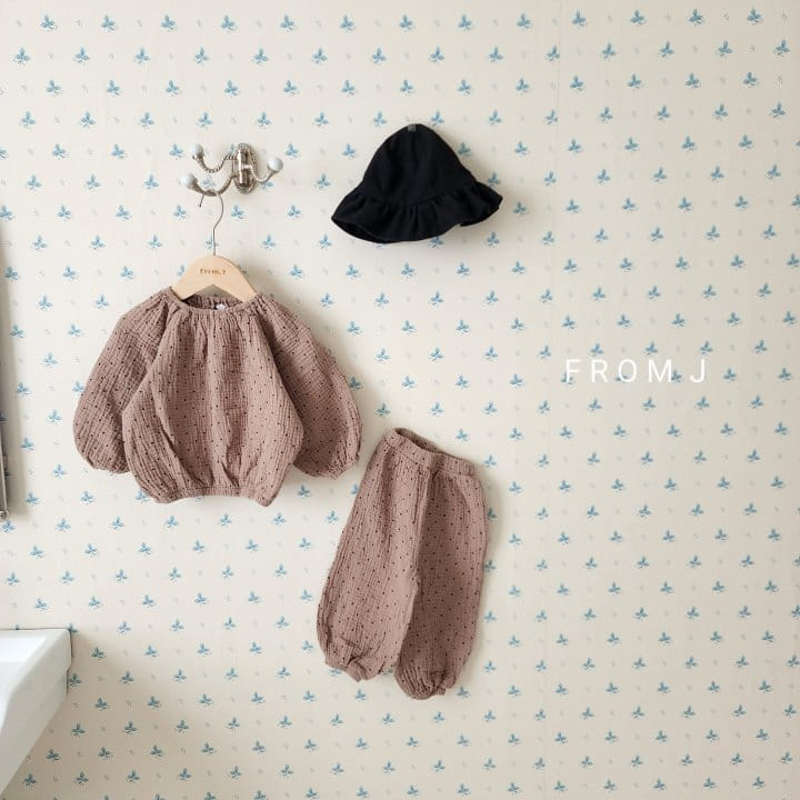 From J - Korean Baby Fashion - #babyboutique - Yoru Dot Top Bottom Set - 2