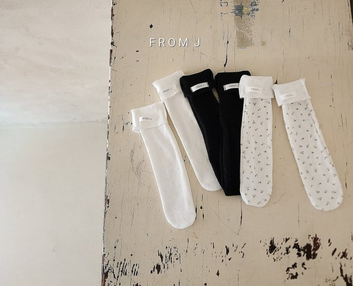From J - Korean Baby Fashion - #babyboutiqueclothing - Emly Eyelet KneeSocks - 3