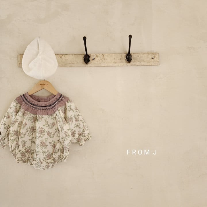 From J - Korean Baby Fashion - #babyoninstagram - Cozy Smoke Body Suit - 7