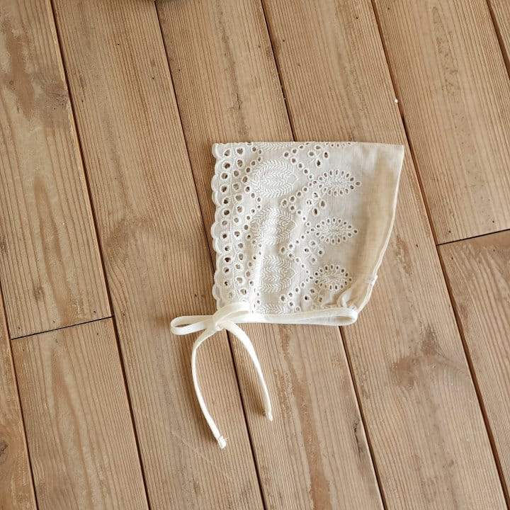 From J - Korean Baby Fashion - #babywear - Pring Lace Bonnet