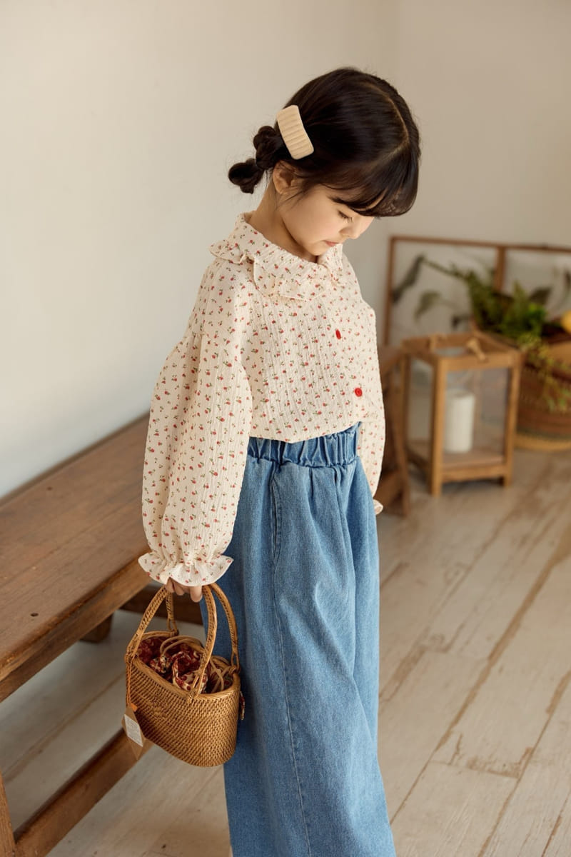 Ggomare - Korean Children Fashion - #minifashionista - Small Flower Blouse