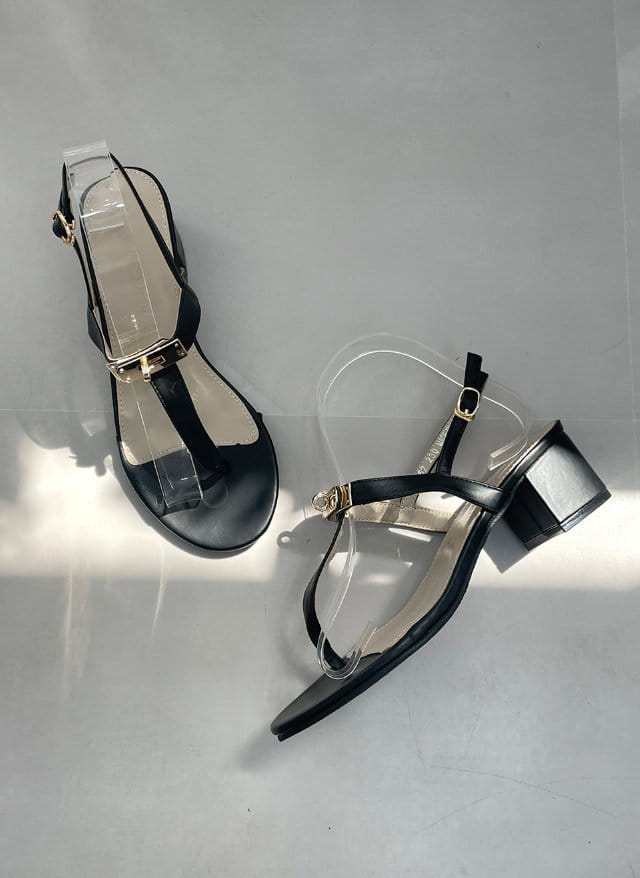 Golden Shoe - Korean Women Fashion - #momslook - 2152 Sandals  - 2