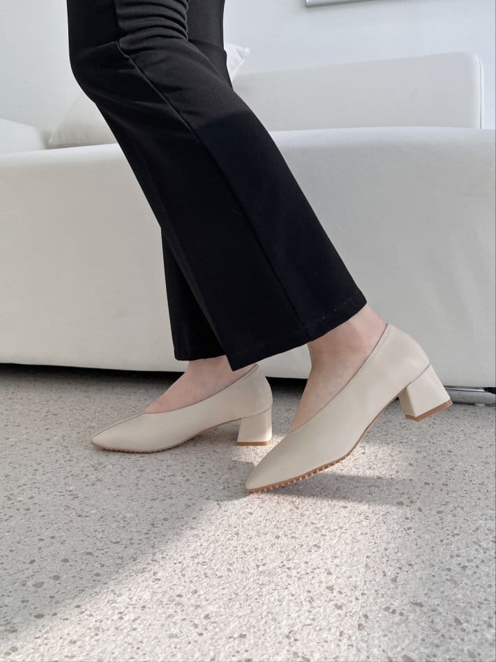 Golden Shoe - Korean Women Fashion - #momslook - 46 Flats - 11