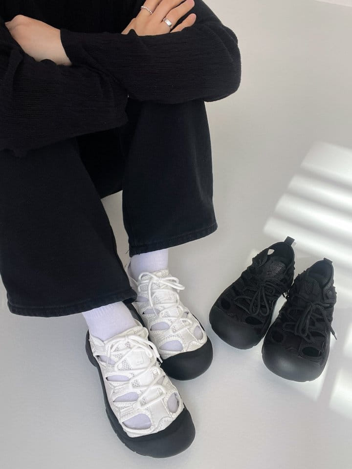 Golden Shoe - Korean Women Fashion - #momslook - 26 Sandals 
