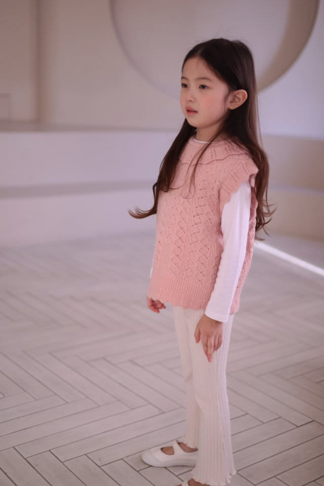 Isis - Korean Children Fashion - #childofig - Punching Twiddle Vest - 2