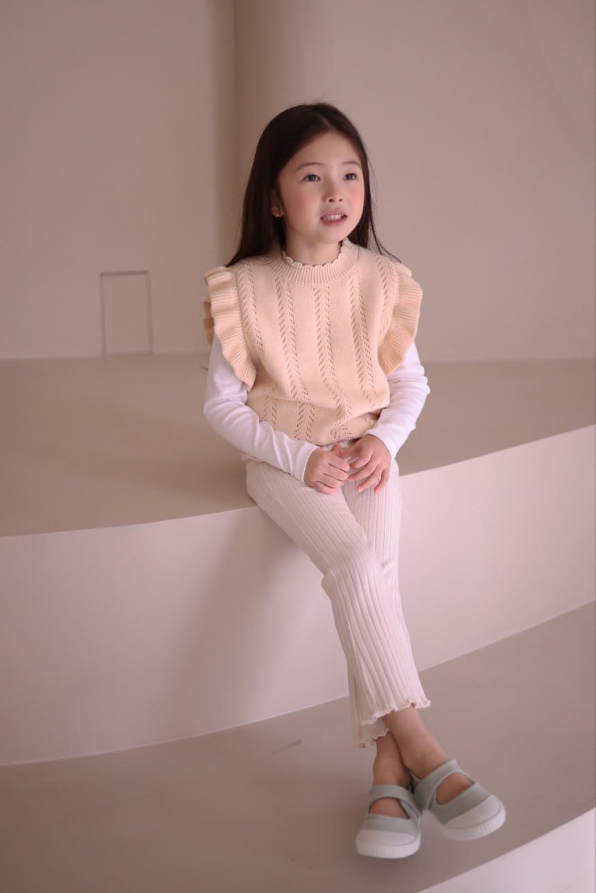 Isis - Korean Children Fashion - #kidsstore - Eyelet Wing Vest - 5