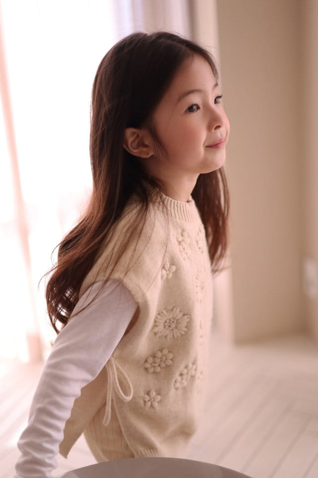 Isis - Korean Children Fashion - #kidsstore - Flower Vest - 8