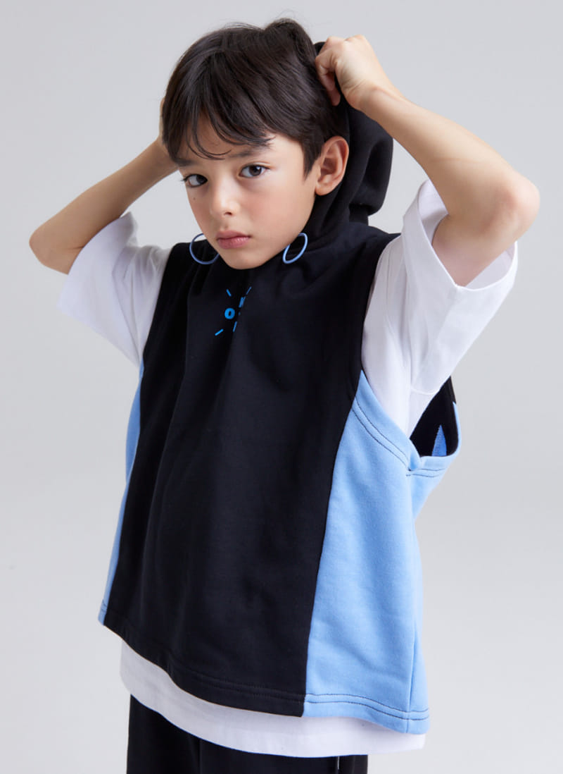 Kokoyarn - Korean Children Fashion - #kidsshorts - Camp Hoody Vest Top Bottom Set - 10