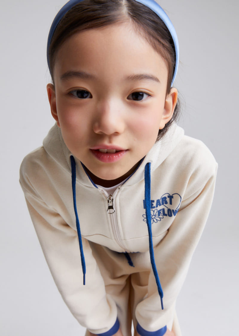 Kokoyarn - Korean Children Fashion - #kidsshorts - Flower Hoody Top Bottom Set - 7