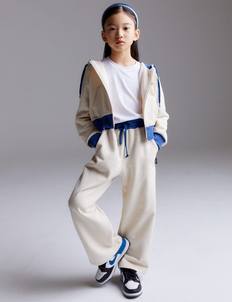 Kokoyarn - Korean Children Fashion - #stylishchildhood - Flower Hoody Top Bottom Set