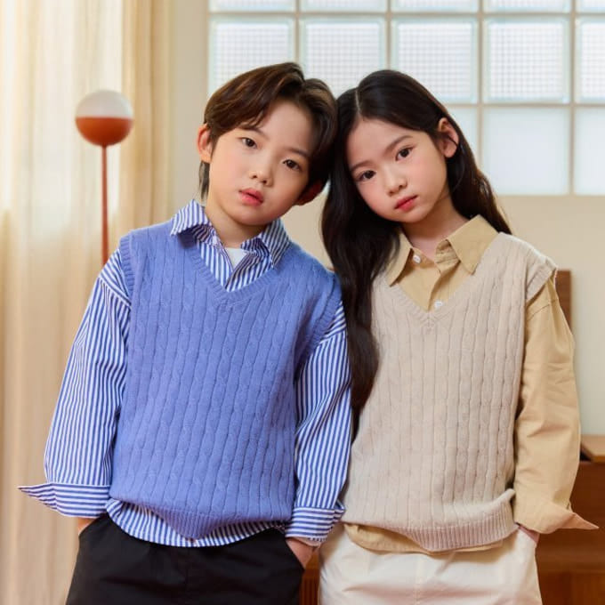 More - Korean Children Fashion - #littlefashionista - Cable Knit Vest