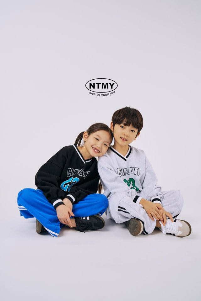 Nice To Meet You - Korean Children Fashion - #designkidswear - 23 V Neck Sweatshiet - 7