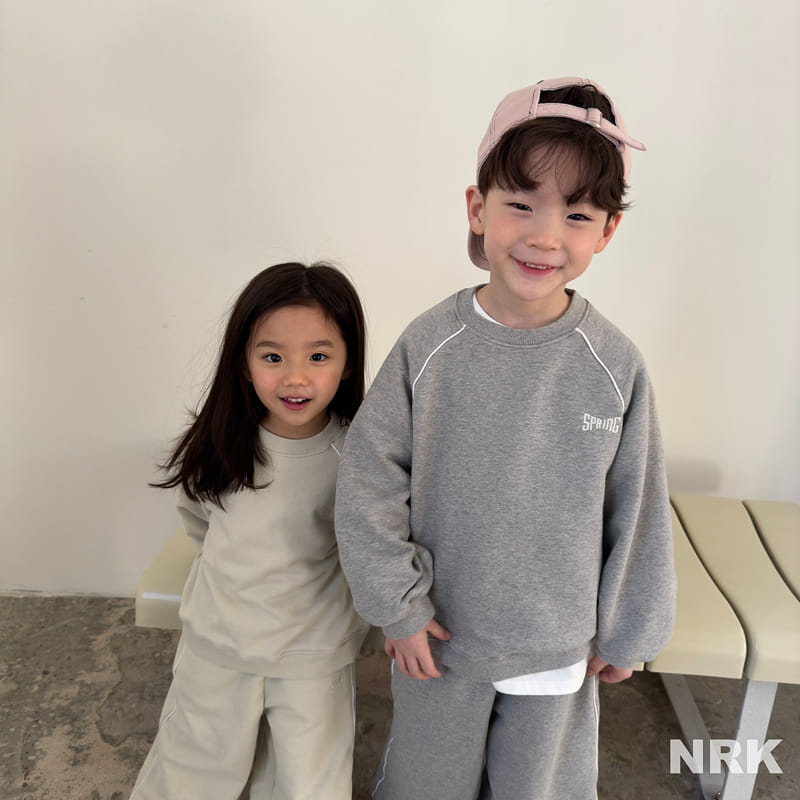 Nrk - Korean Children Fashion - #Kfashion4kids - Bbing Line Top Bottom Set - 5