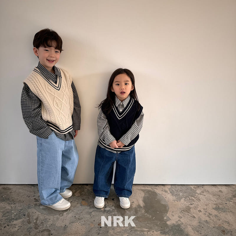 Nrk - Korean Children Fashion - #prettylittlegirls - School Look Vest - 11