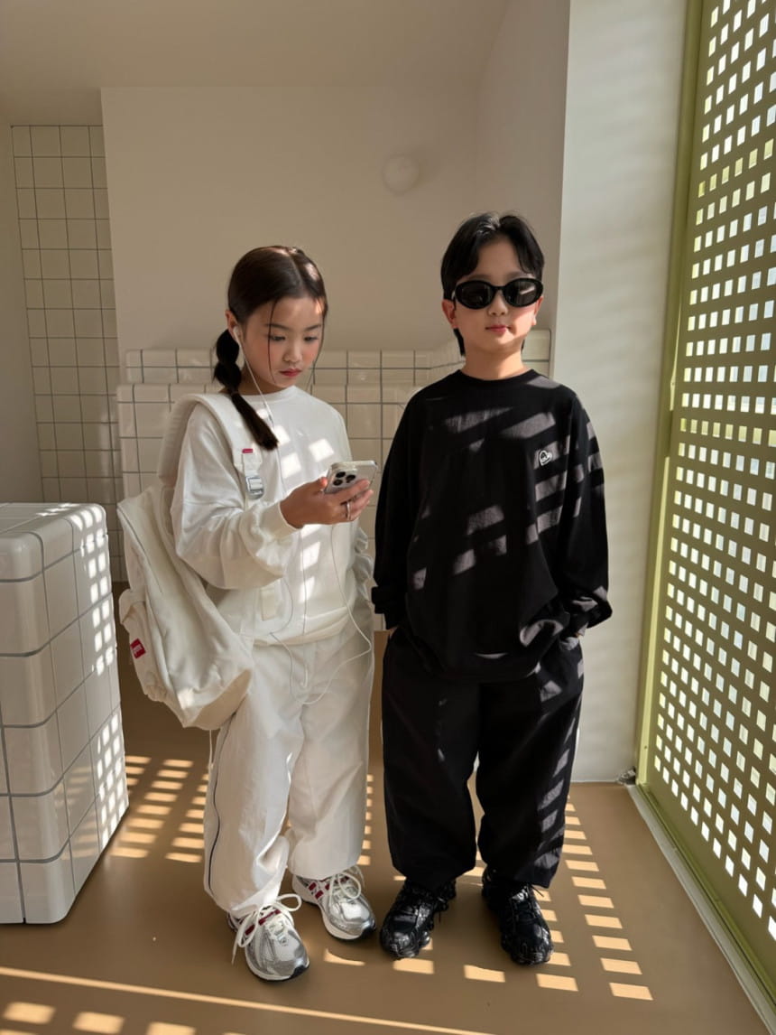 Our - Korean Children Fashion - #discoveringself - Heart Tee - 4