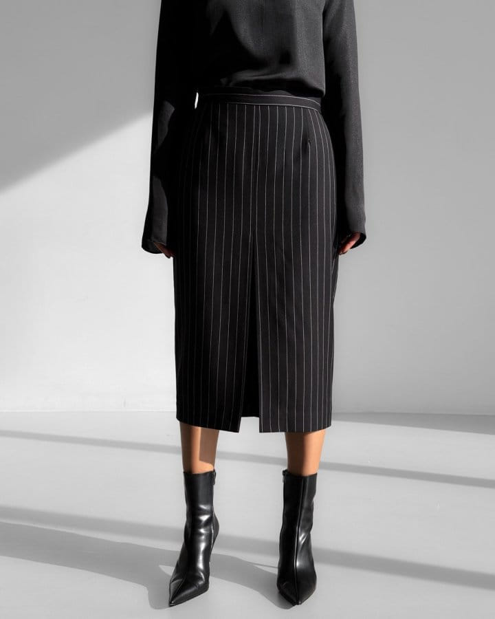 Paper Moon - Korean Women Fashion - #thelittlethings - Wide Pin Stripe Set Up Suit Pencil Midi Skirt - 3