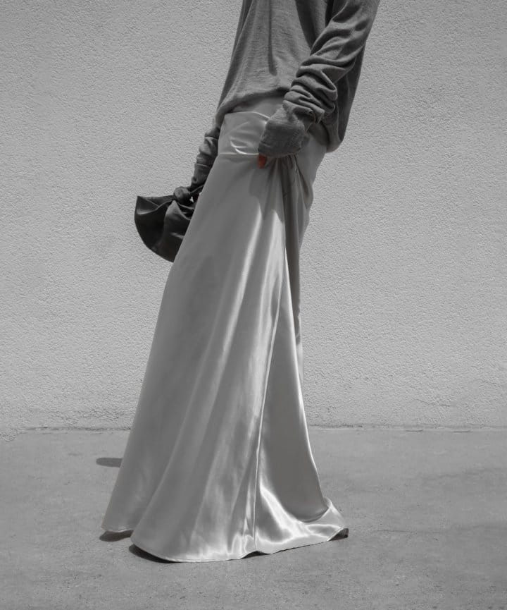 Paper Moon - Korean Women Fashion - #womensfashion - Silky Satin High Waisted Maxi Flared Skirt - 3