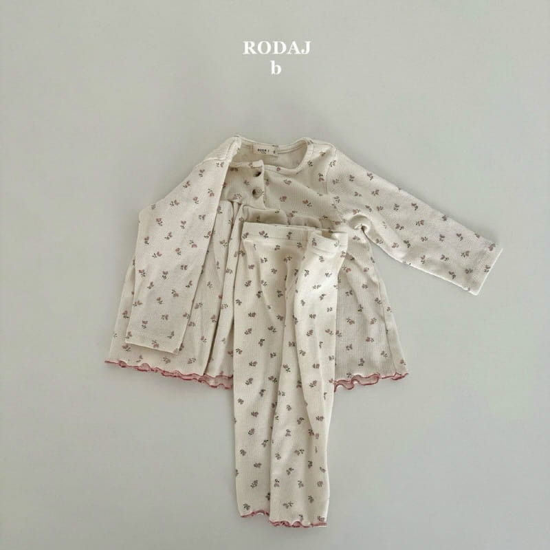 Roda J - Korean Baby Fashion - #babyoninstagram - B Lasome Tee - 5