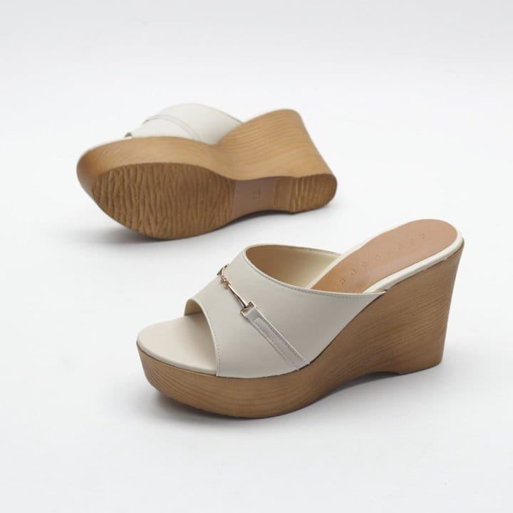 Ssangpa - Korean Women Fashion - #momslook - RO 241  Slipper & Sandals - 10