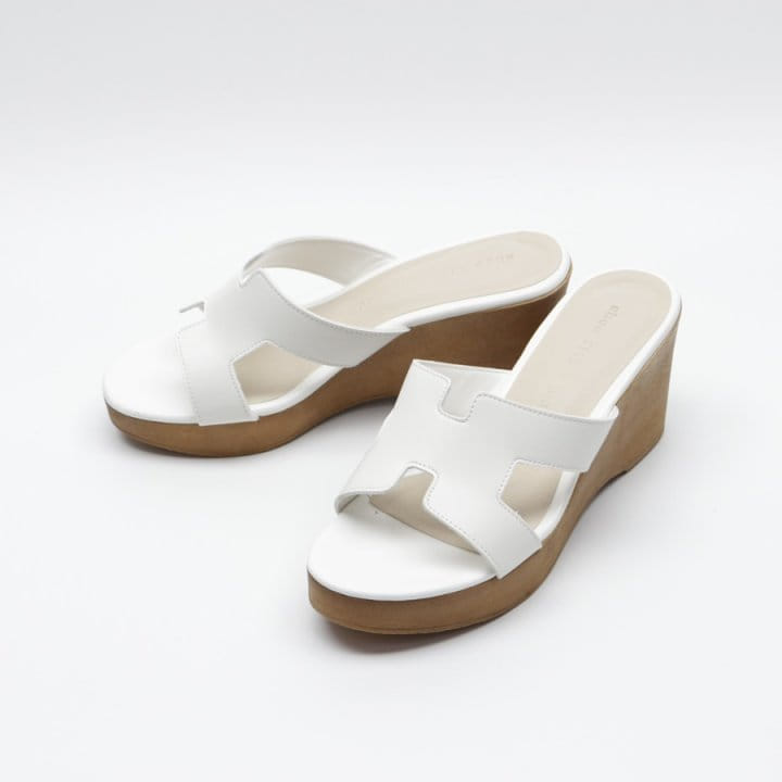 Ssangpa - Korean Women Fashion - #momslook - RO 600  Slipper & Sandals - 2