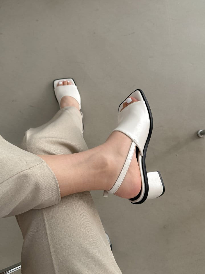 Ssangpa - Korean Women Fashion - #vintagekidsstyle - UDC 9105 Slipper & Sandals - 11