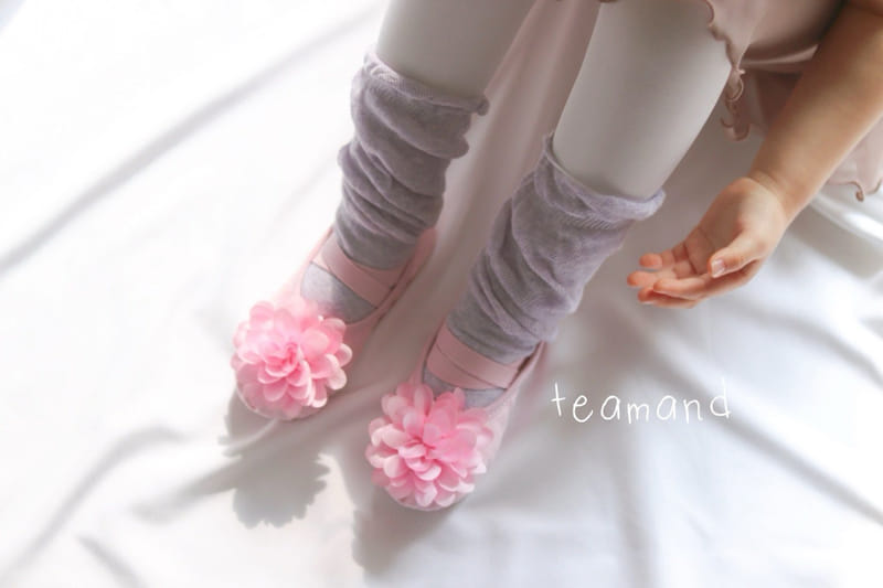 Teamand - Korean Children Fashion - #designkidswear - Muley Loose Knee Socks - 2