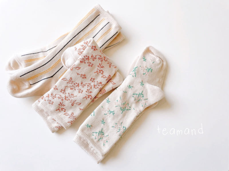 Teamand - Korean Children Fashion - #prettylittlegirls - Garden Knee Socks Set - 5