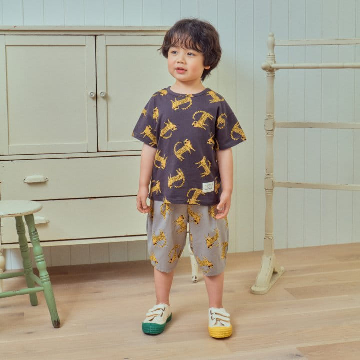 1St Blue - Korean Children Fashion - #fashionkids - Celebrity Leopard Tee