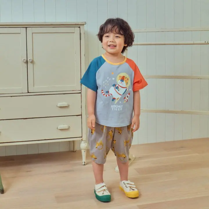 1St Blue - Korean Children Fashion - #littlefashionista - Space Animal Tee  - 4