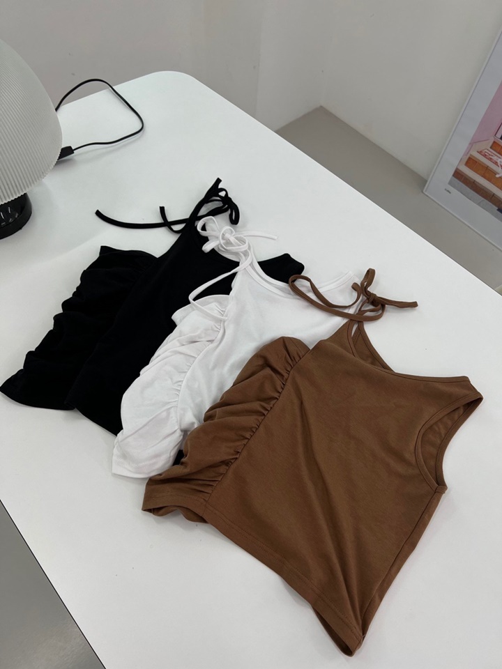 Coni Sleeveless Tee Coni Sleeveless Tee