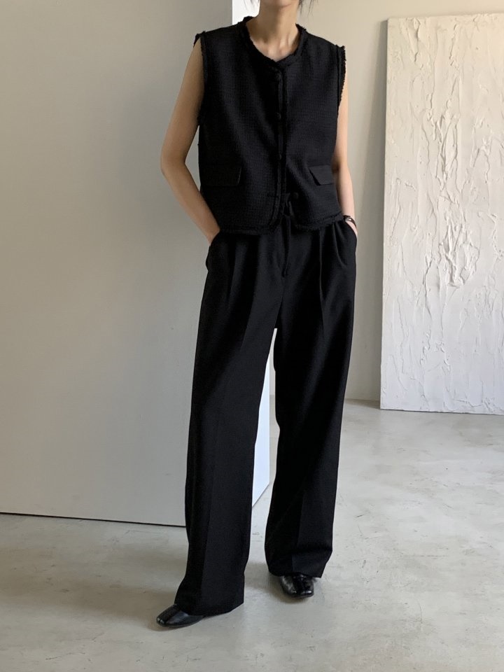 EVERYDAY ICON TWEED VEST main image 0