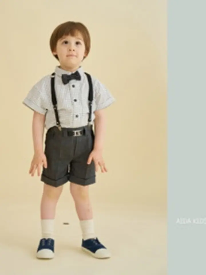 Modern Short Sleeve Shirt Modern Short Sleeve Shirt