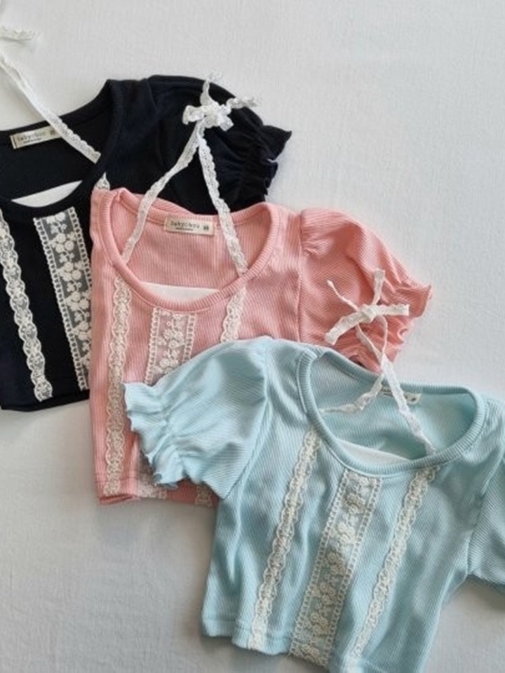 V Lace Tee