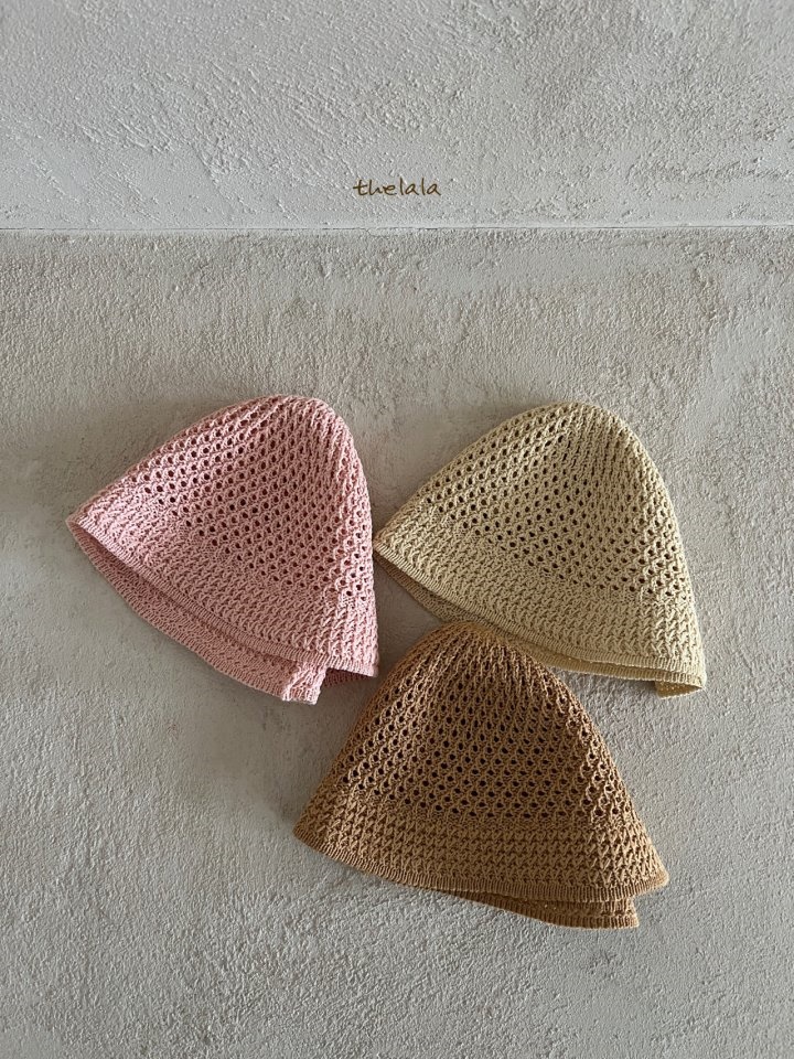 Dotori Bucket Hat