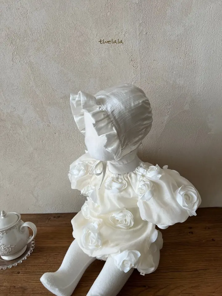 Aurora Bonnet