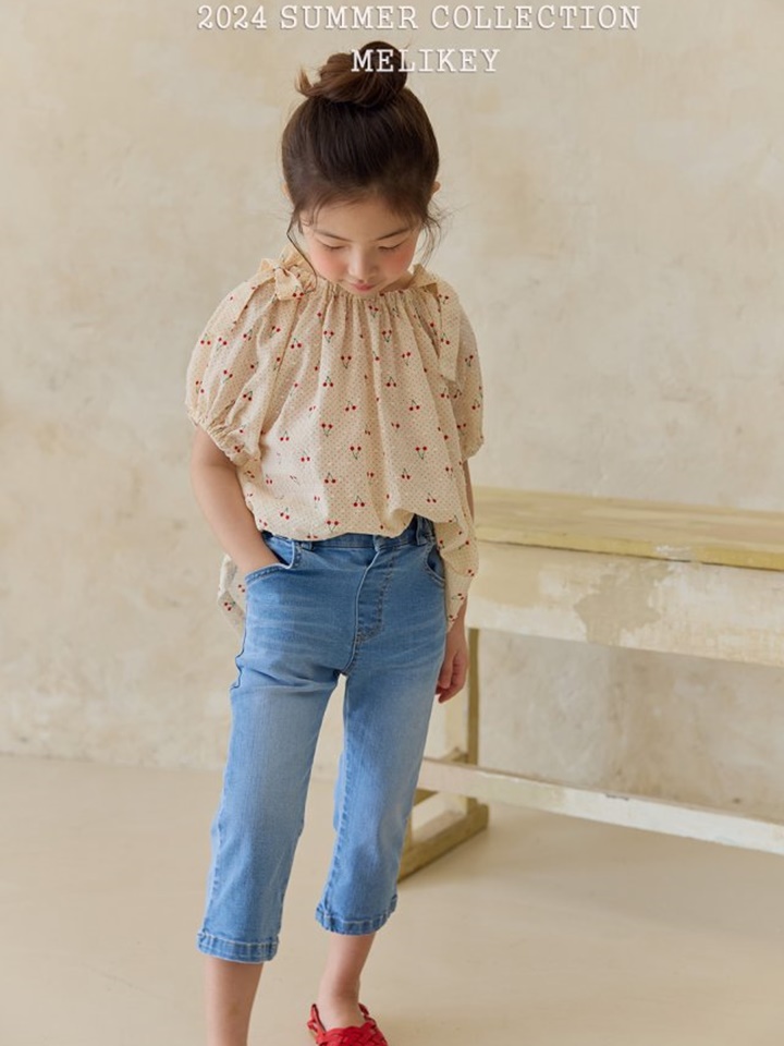 Straight Cropped Shorts