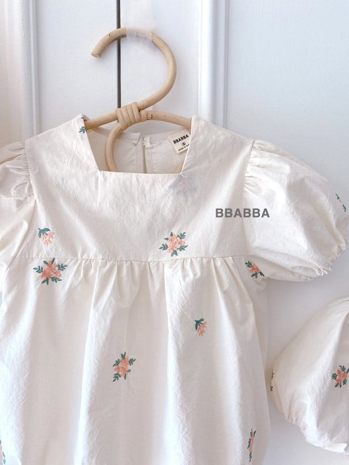 Bbabba - Korean Children Fashion - #kidzfashiontrend - Mom Lyella Embroidery One-Piece   - 5
