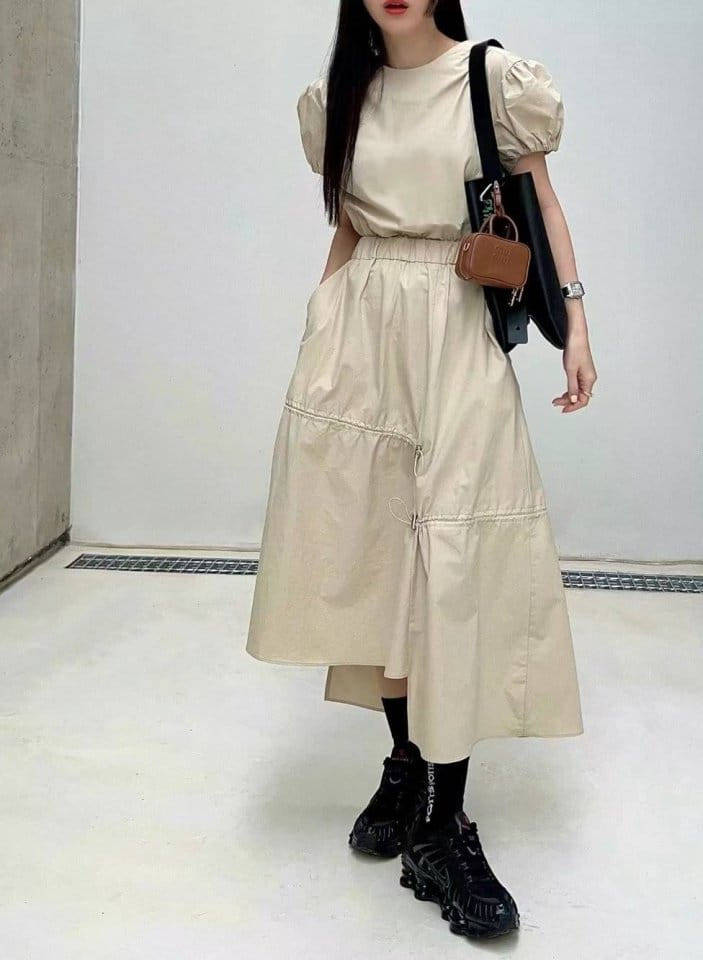 Binus - Korean Women Fashion - #momslook - Back Slit One-Piece - 5