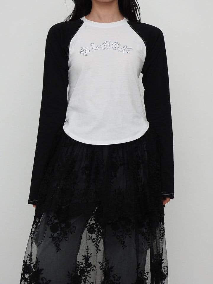 Black Fuchsia - Korean Women Fashion - #momslook - Black Raglan Tee