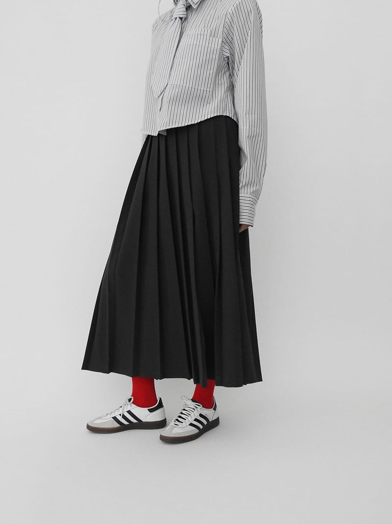 Black Fuchsia - Korean Women Fashion - #momslook - Wrinkle Slit Long Skirt - 9