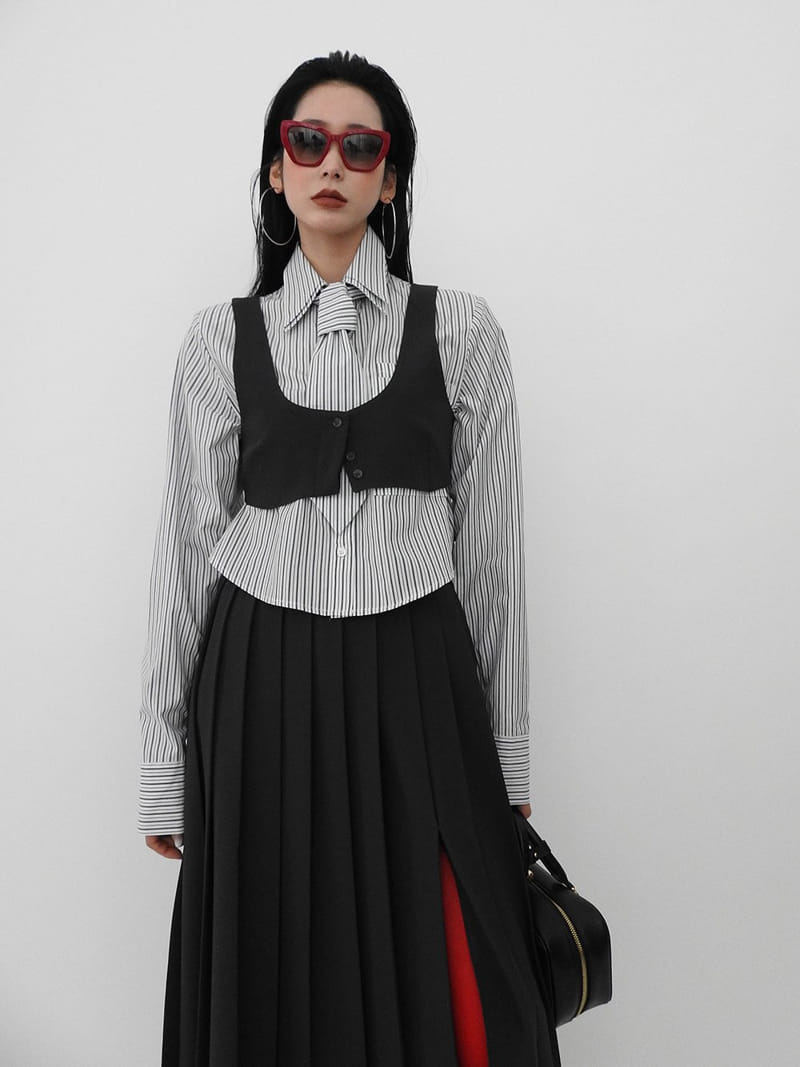 Black Fuchsia - Korean Women Fashion - #momslook - Hidden Bra Top  - 7
