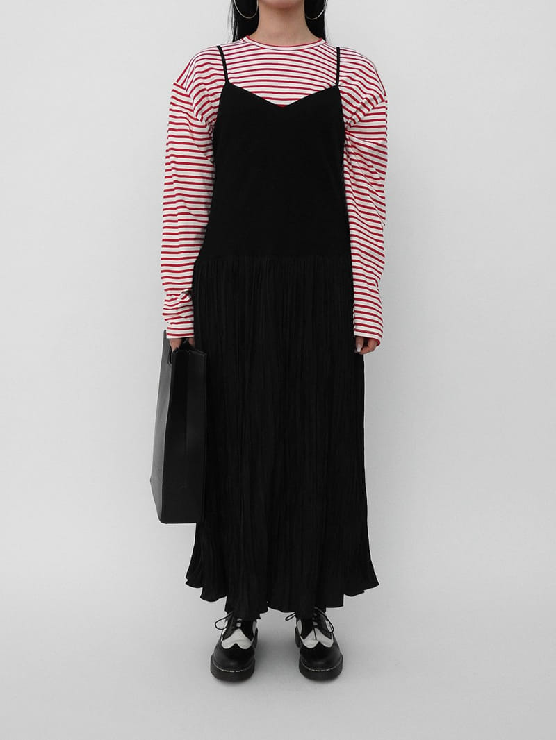 Black Fuchsia - Korean Women Fashion - #womensfashion - Layered Wrinkle One-Piece - 4