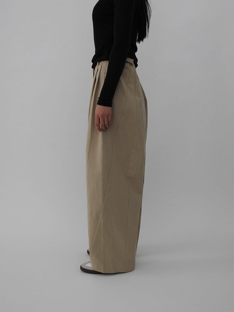 Black Fuchsia - Korean Women Fashion - #momslook - C Bijo Pants - 11