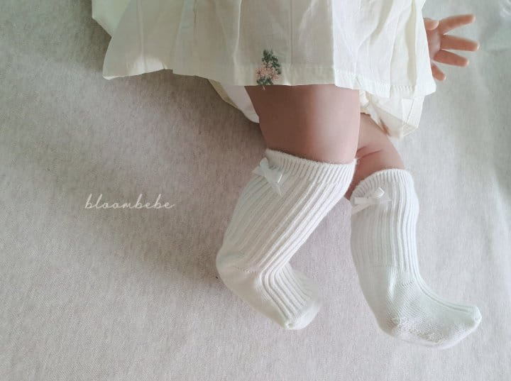 Bloombebe - Korean Baby Fashion - #babyfever - Petite Ribbon Rib Knee Socks Set - 2