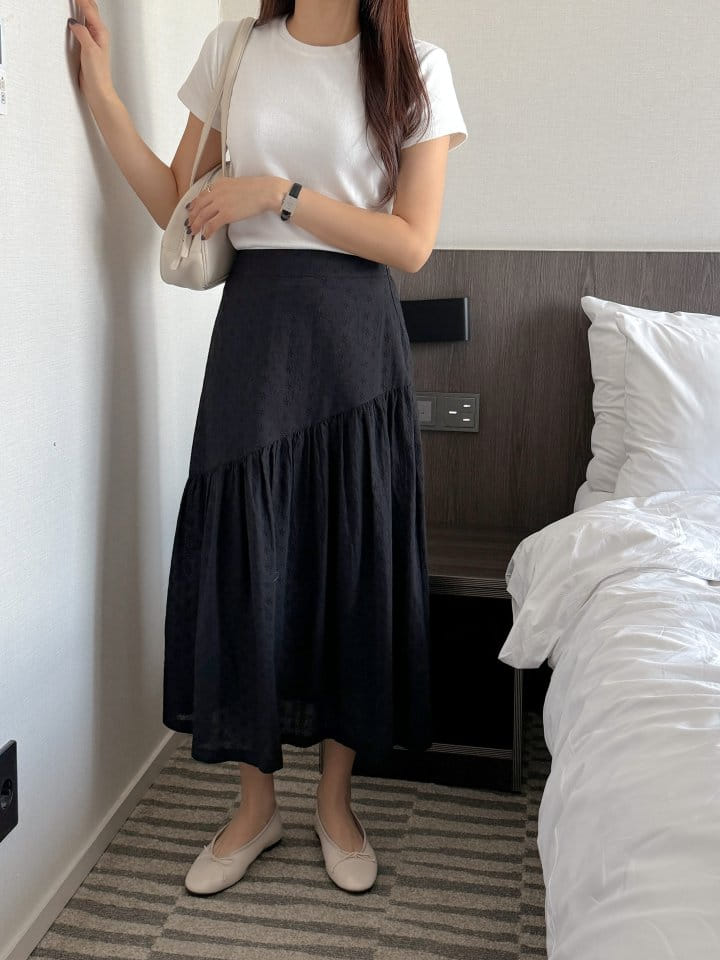 Bytheshew - Korean Women Fashion - #momslook - Embroidery Long Skirt - 8