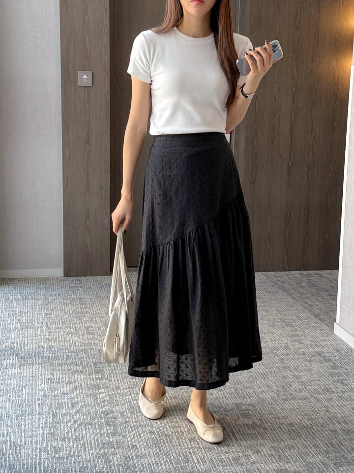 Bytheshew - Korean Women Fashion - #shopsmall - Embroidery Long Skirt - 4