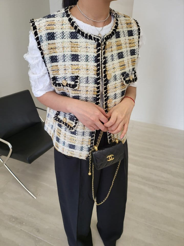 Corner0123 - Korean Women Fashion - #momslook - Tweed Open Vest - 11